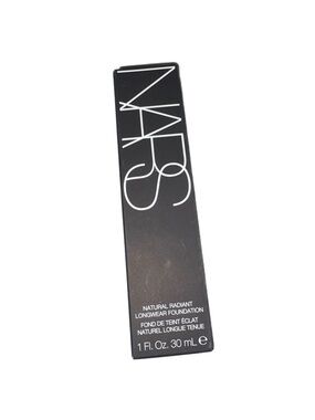 NARS Natural Radiant Longwear Foundation - Light 4.5 Vienna
